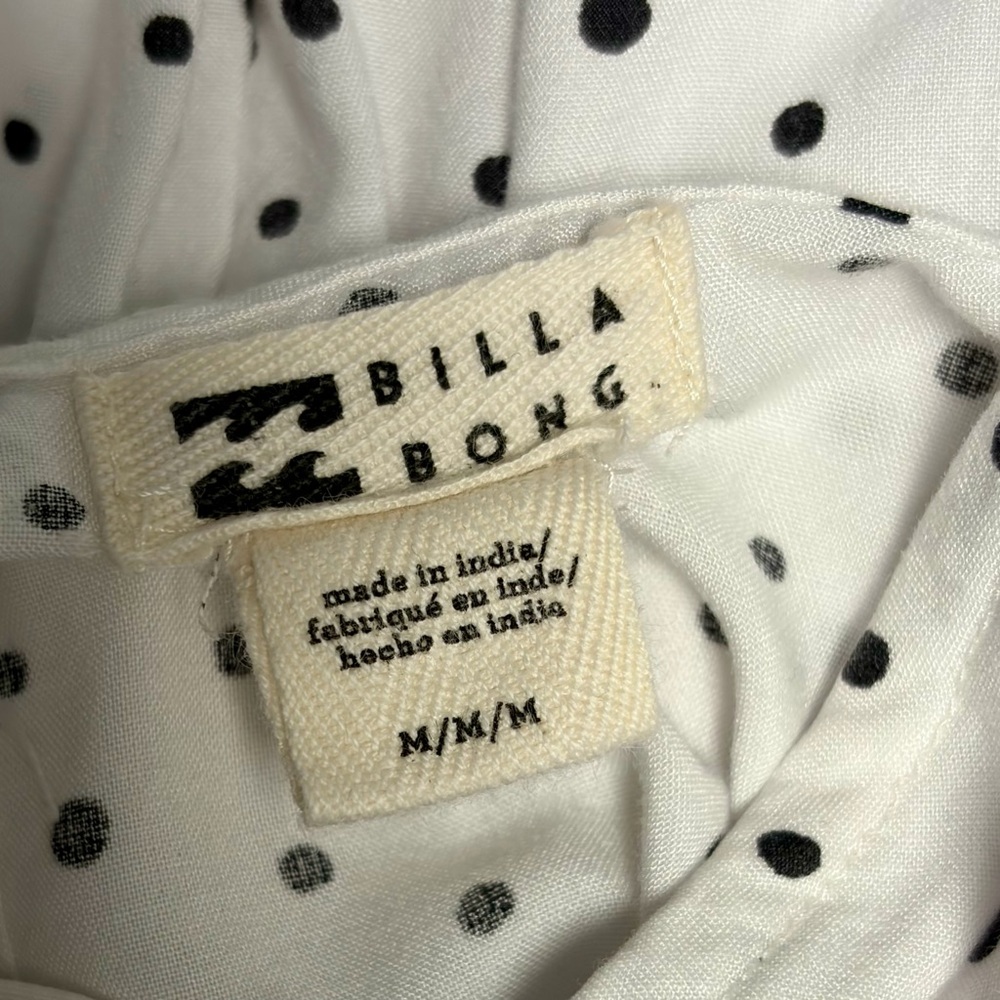 Billabong Kiss the Rain 
White & Black Polka Dot 
Maxi Boho Dress
Size Medium - Picture 9 of 9